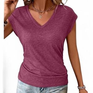 NWT Women's V Neck Cap Sleeve Tee Shirt Ruched. Size Small